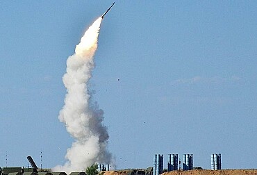 Satellite Evidence Suggests Russia Cannibalized Northern Defenses for Moscow and Crimea