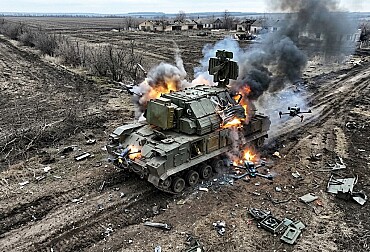 Ukrainian Drones Destroy Russian $25M Tor-M1 Air Defense System Near Vuhledar