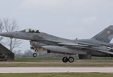 Poland to Allow Faster Decisions on Shooting Down Suspicious Air Targets