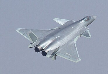 Chinese J-20 Stealth Fighter Completes Key WS-15 Engine Flight – Closing Gap with U.S. F-22 Raptor?