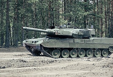 The King of the Battlefield Arrives in Norway – Why the Leopard 2A8 Stands as the World’s Finest Modern Tank