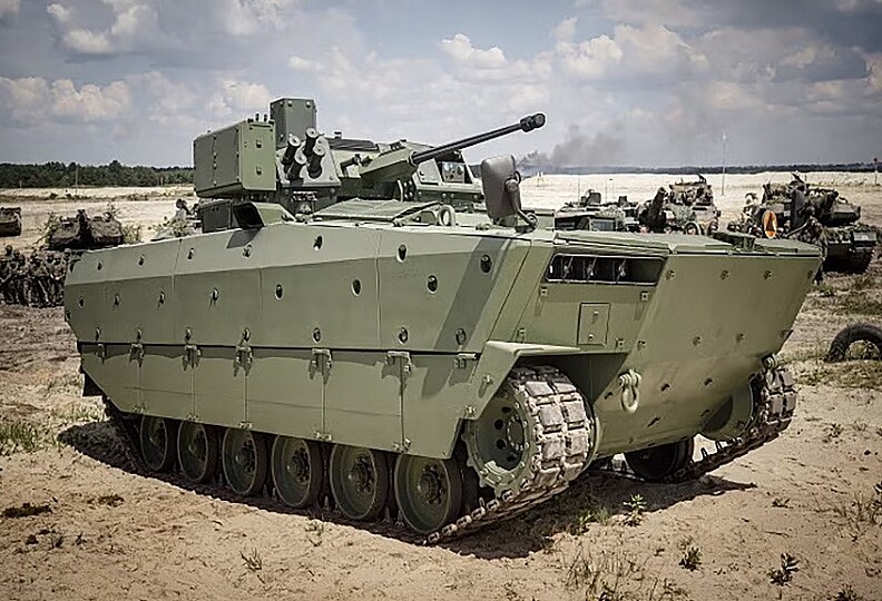 Poland signs a record €17.2 billion contract for 1,400 Borsuk armoured vehicles