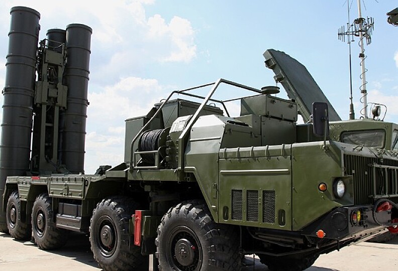 Iran Fortifies Tehran Skies: S-300, Bavar-373, and Cobra-V8 Form New Anti-Access Shield Amid U.S. Buildup