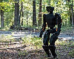 From Quantico to&nbsp;Xi’an: How Far Military Humanoids Remain from Star Wars