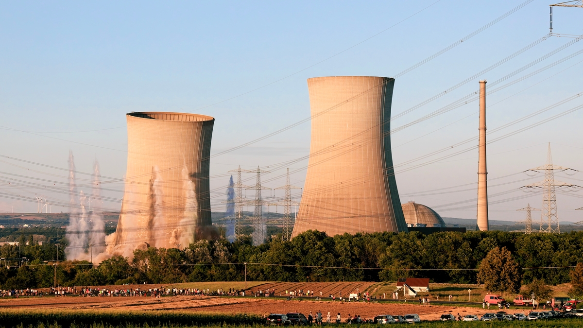 Picture: The nuclear accidents in Chernobyl and Fukushima were a major turning point for the future of nuclear energy in Germany, leading to the decision to shut down nuclear power plants | Shutterstock