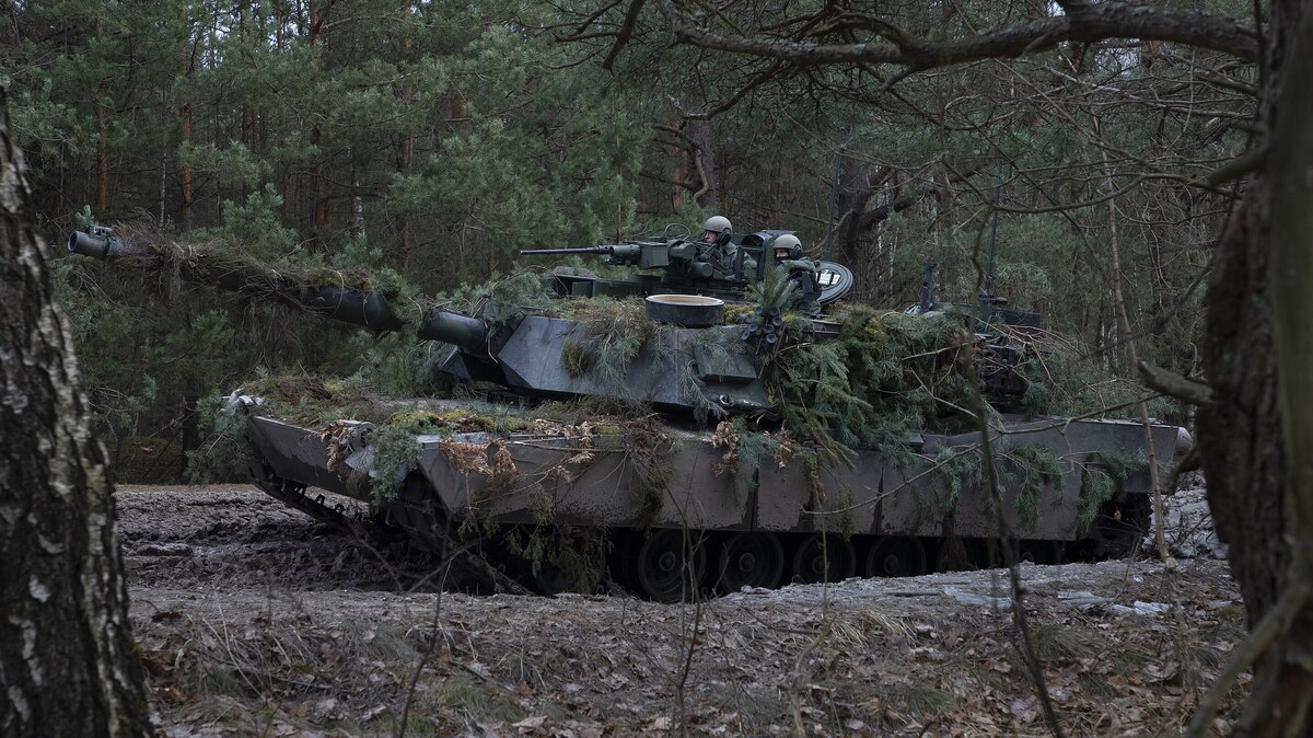 1-35_AR_‘Conquerors’_and_Polish_Tank_Platoons_Display_Lethal_Prowess_(8219360)